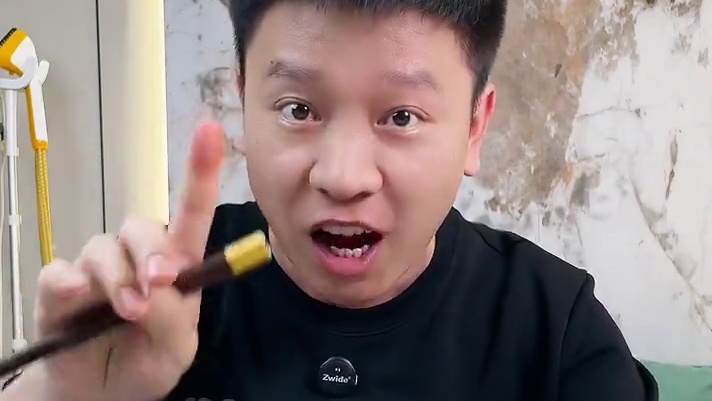 大嘴鳄麻辣龙虾尾，活动太划算了，选用湖北优质小龙虾，汤鲜味美，肉质紧实，喜欢吃麻辣龙虾尾的兄弟这个羊