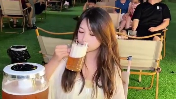 夏夜、晚风、音乐、8+1，想想就惬意~#这是属于夏天的治愈之旅 #月光营地 #亲子游玩好去处 #临海