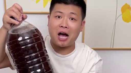 就这个酸梅晶酸酸甜甜的也太好喝了吧，这才是夏天应该喝的饮料啊~#真实测评 #测评 #酸梅晶