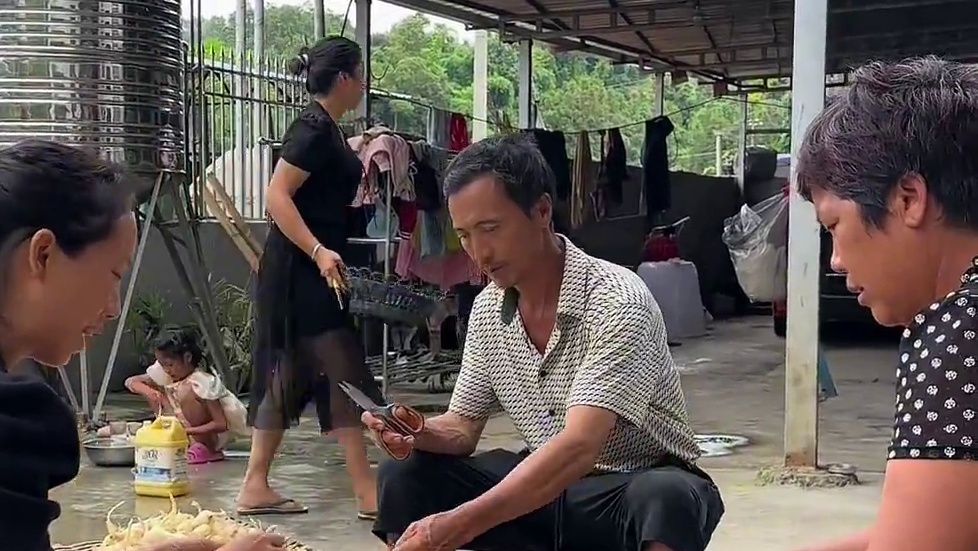 酸酸辣辣的藠头真下饭！#腌菜#藠头#地方特色美食#双凤#农村生活