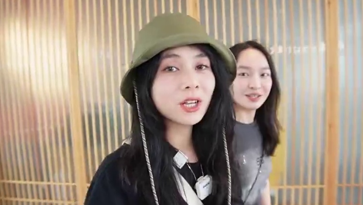 深圳老板工作餐长什么样？ #工作日独有的活蟹新吃法 #工作餐也有漂亮饭 #一大勺吃蟹的快乐 #深圳活