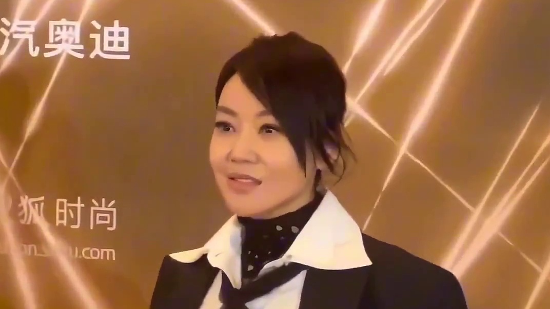 闫妮的惊艳蜕变之旅