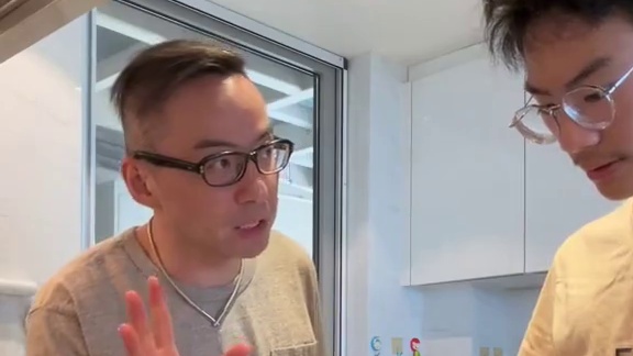 儿子暑假学厨记之今天应该不会饿肚子了吧？ #老父亲鸡娃实录 #爸爸带娃 #日常vlog