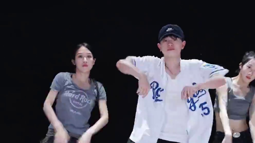 这种律动是你的菜吗 #零基础学舞蹈 #基本功练习 #一学就会系列 #hiphop基础