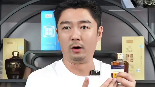 品味珍稀鳄鱼酒，醇美口感，滋补之源！