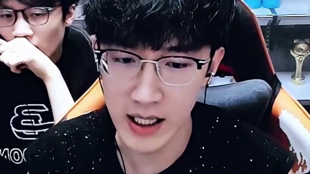 什么事让蔡哥疯狂吐槽？ #逆水寒手游  #我浮夸真的要强 #逆水寒全民制作人