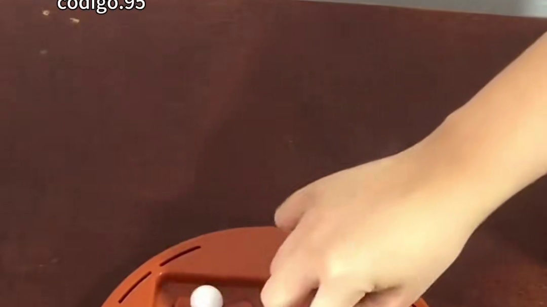 juego小游戏，四球一线就算赢#沉浸式#极度舒适 #解压 #桌面游戏 #海外生活