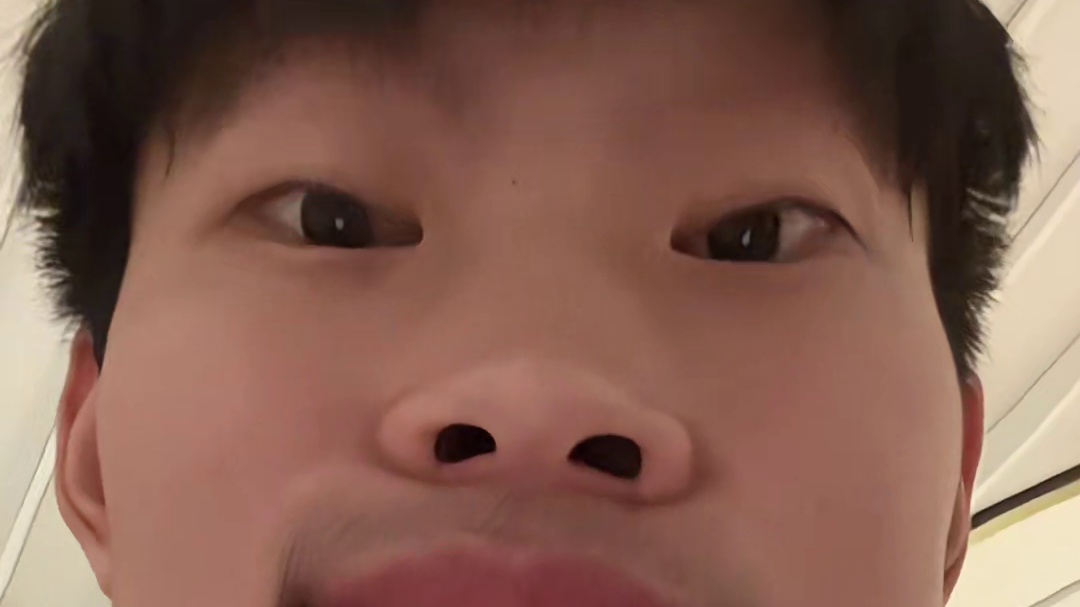 搞笑只是我的伪装