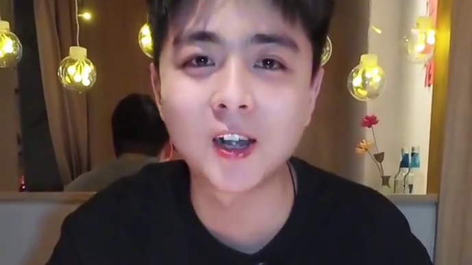 还有人记得我开过的蛙蛙店吗？说不开的那几天人山人海的吃，现在这道菜品保留下来了，口味一样的很完美#那