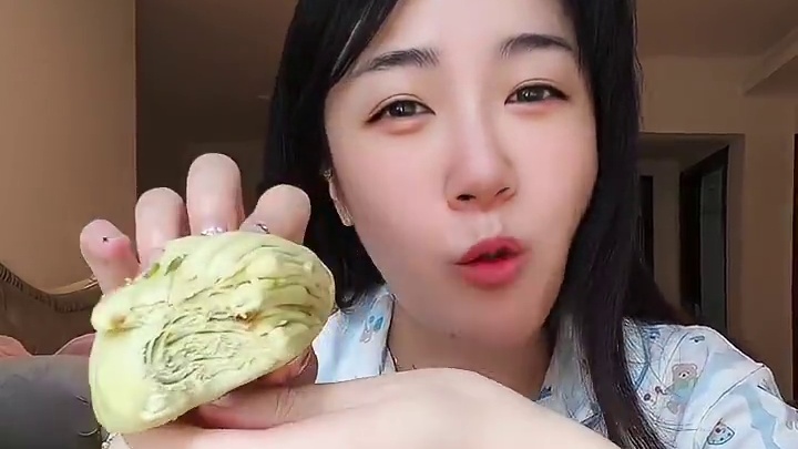 超好吃的全麦手工花卷#妈呀太香了 香葱和鸡肉丁陷太香了#早餐吃什么 #花卷 #面食 #一口下去超满足