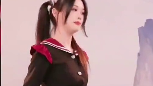 不是吧哥们，前有山海官方直播跳舞，后有雪糕洋芋姐互相表演才艺 #妄想山海 #妄想山海鲲鲲福报 #游戏