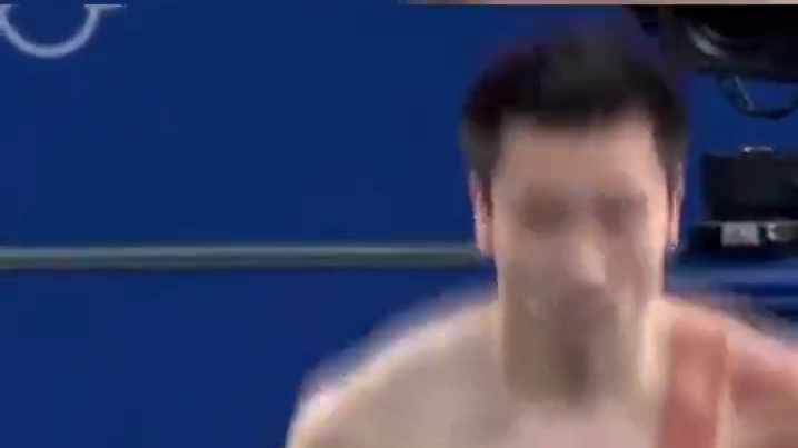 少年归来终成王，努力与天赋缺一不可，跳水王子曹缘，勇夺10米台跳水金牌，为你骄傲！