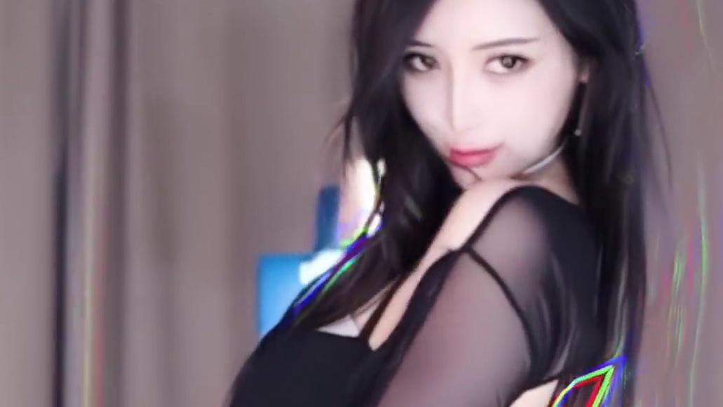 【迪丽热依】小秘书升级黑丝秘书