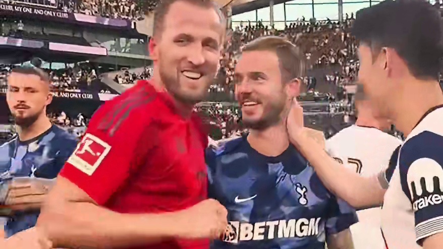 尽显风度！友谊赛拜仁击败热刺赛后#凯恩 拒绝作为队长面对老东家捧杯 #足球的魅力  #孙兴慜 #拜仁