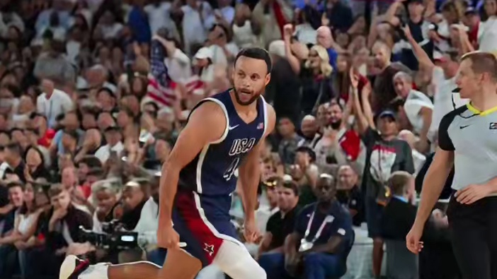 “你还要我怎样要怎样”“老子打的就是精锐”那啥不骗中国人，外媒力挺库里进前五！请给我一起做晚安巴黎…