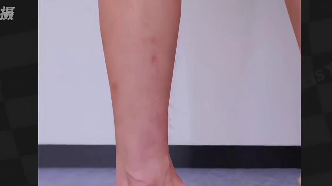 回头率超高，嘎嘎增高，上脚舒服还凉快，黑色真的帅炸了！
#洞洞鞋 #亚束拖鞋#增高鞋