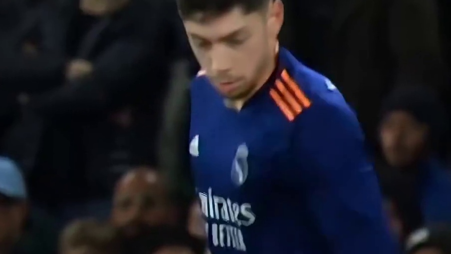 在钢丝起舞尔韦德开云’体坛