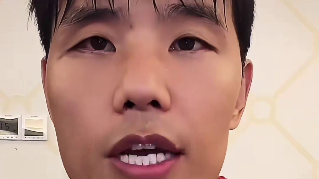 鸽武缘何许人？方便忌惮张伟丽拜师 鸽武缘何许人？方便忌惮张伟丽拜师#方便 #鸽武缘 #散打 #综合格