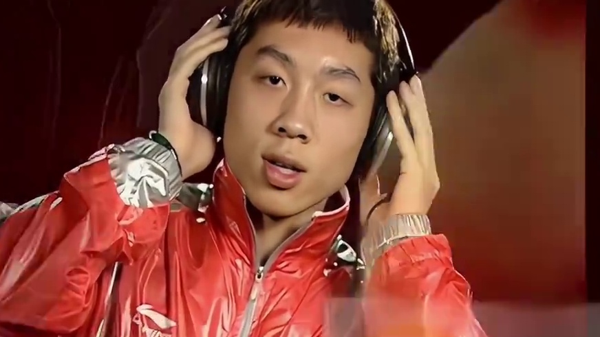 国乒合唱大揭秘！！#国乒 #马龙 #许昕 #刘诗雯 #樊振东  
本视频收录了国乒以往合唱的10 首