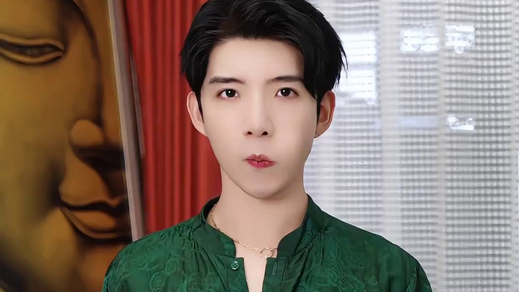 你的五官最爱你做以上几个动作，试试跟着视频练习，简单高效，你学会了吗?#瑜伽#面部瑜伽