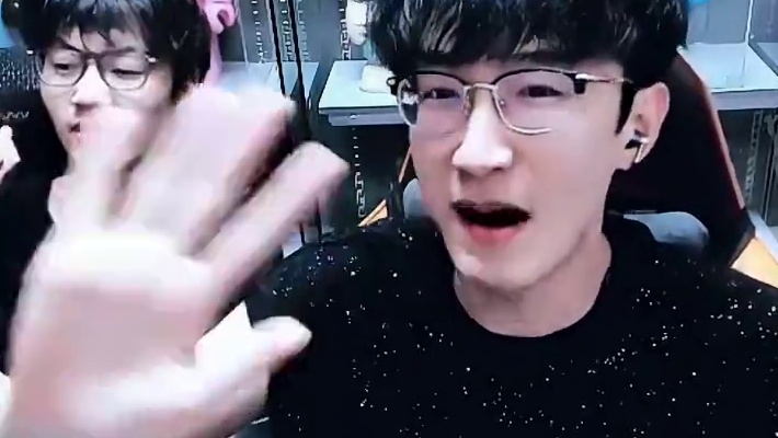 蔡哥质问大橘子？ 