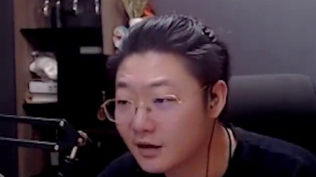 板子：镜隐迷踪。现在抗推都得挑人，不然容易被贴脸#狼人杀 #神秘狗 #网易狼人杀 #狼人杀星赏金计划