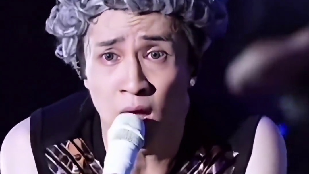 爱的多的人总先掉眼泪#薛之谦#薛之谦天外来物巡回演唱会 #薛之谦苏州演唱会