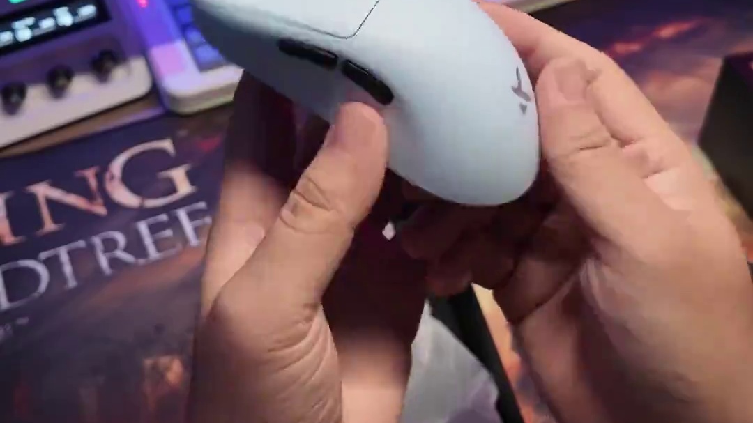 #阿舔喜加一 又有把这么好看的鼠标丢在我这啦？迈从再次跨界带来性价比电竞鼠标M7，感觉还不错啊，第一