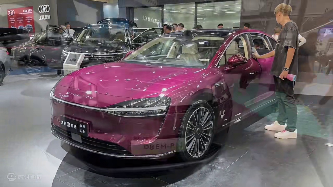 八月兰州国际车展来啦，看看有没有你的梦中情车 
#2024兰州818国际车展#兰州兰州 #日常vlo