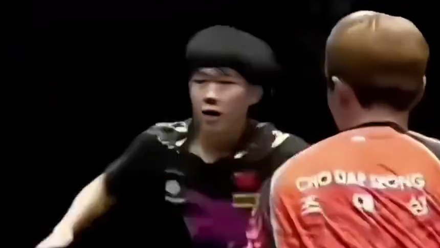 王楚钦：没事哒 没事哒~ #王楚钦被马龙抡到后的反应 #冠军驾到  #王楚钦冠军驾到首播 #王楚钦 