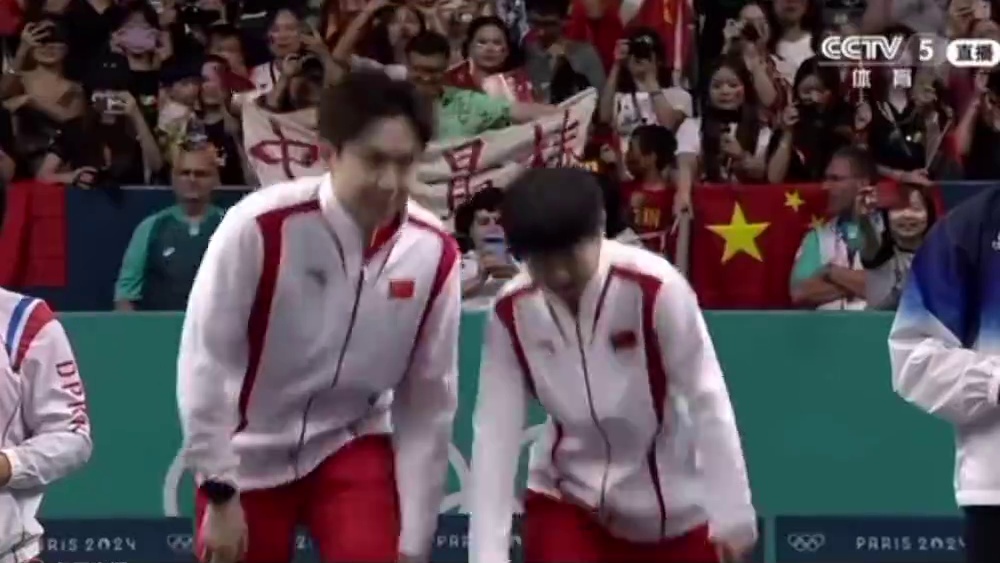 从青奥到巴黎，七年顶峰相见！
 “ 我们两个也是从无到有这么一直配过来的” 
“ 你告诉他们我叫小豆