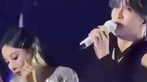 “都说了别改薛之谦的歌，改完他是真唱啊” #薛之谦#我好像在哪见过你dj版#薛之谦苏州演唱会#薛之谦