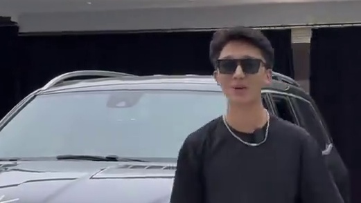 不到二十万买的老款奔驰如何升级成300万的迈巴赫？#迈巴赫 #gl老改新 #迈巴赫gls600