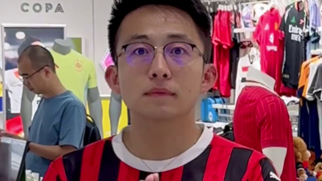 兄弟们难道这有什么不对劲吗？ #足球  #puma #内马尔 #小李子足球