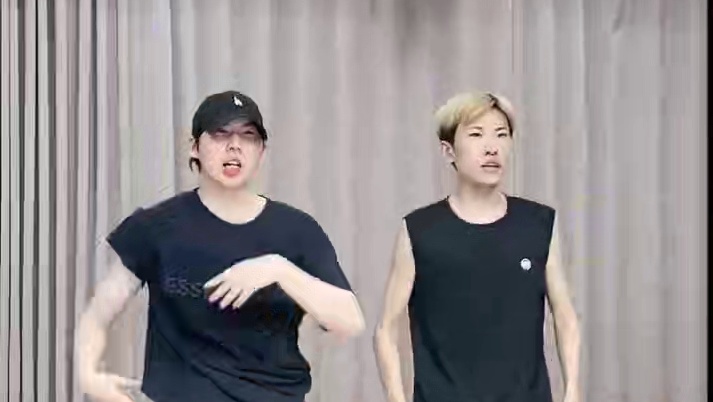 24岁吉林退伍小哥哥零基础学舞一个月，快看看他的变化吧！ #舞蹈 #舞蹈改变人生 #成人零基础学舞蹈