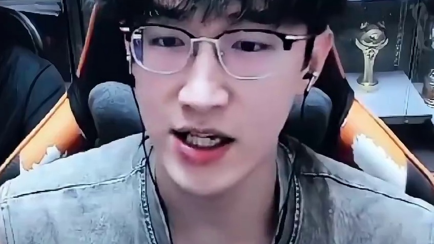 顶级稀有日月纯白送？ 