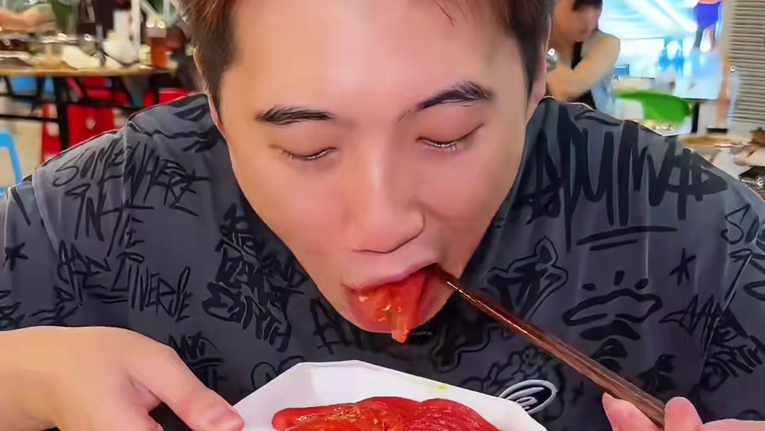 本地人爱吃的水煮呱呱，麻辣鲜嫩配菜也多 #麻辣鲜香 #同城美食 #本地人爱吃的店 #本地美食