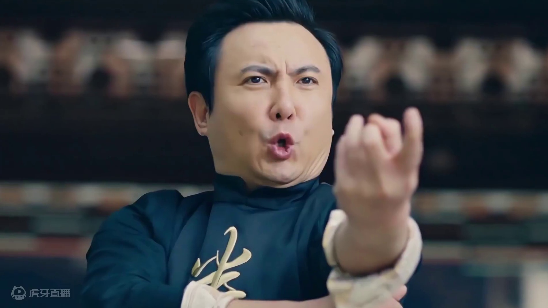 安琪拉：混入了什么奇怪的东西？安琪拉时装不久后将与星宝见面哦！#元梦之星 #王者荣耀 #安琪拉 #玩