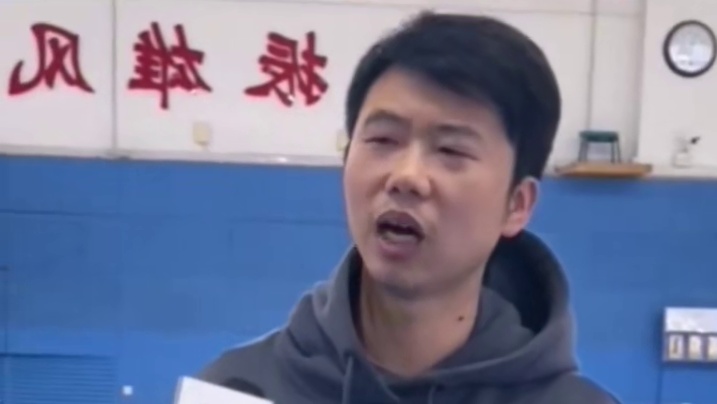 郭艾伦因伤破防  队医回复伤情不理想