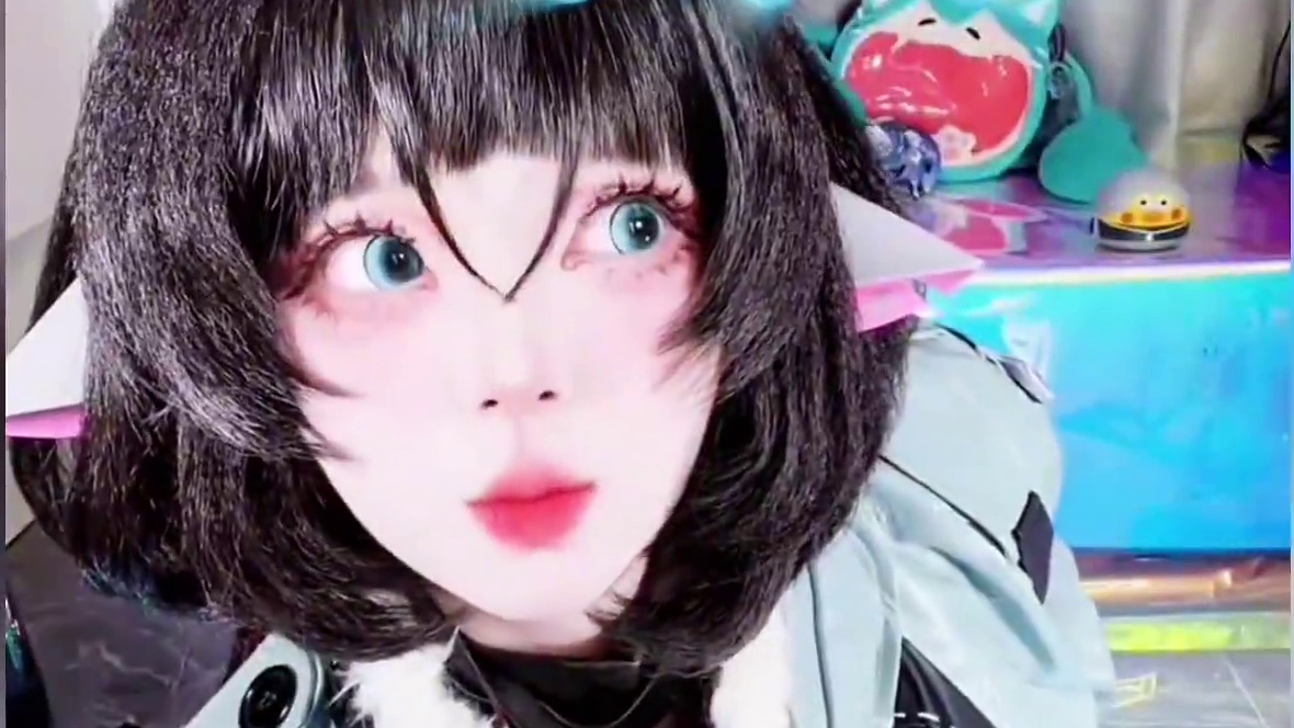 简杜的cos这下是真还原了吧！#绝区零攻略杂谈 #绝区零 #猛犸特勤组 #绝区零青衣 #绝区零创作激