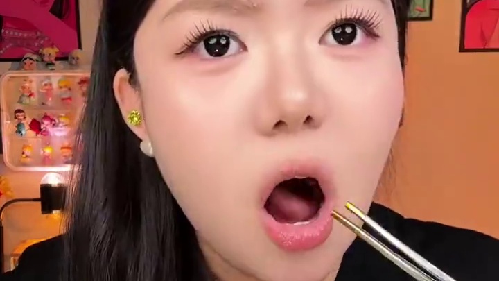 碎碎鸭 是真碎呀 #碎碎鸭 #零食测评 #网红零食