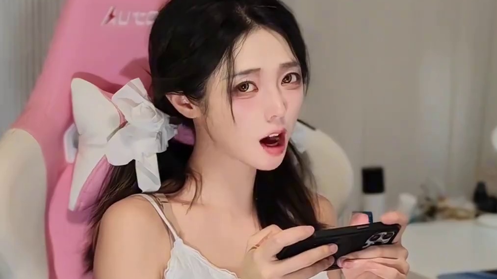 湮灭在如花雨般灿烂的利剑之下吧！ #DNF手游