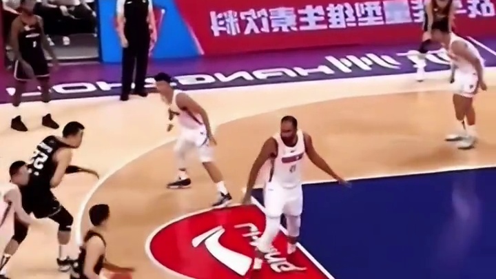 残阵辽篮力克山西，弗格挑大梁  全队最高33分