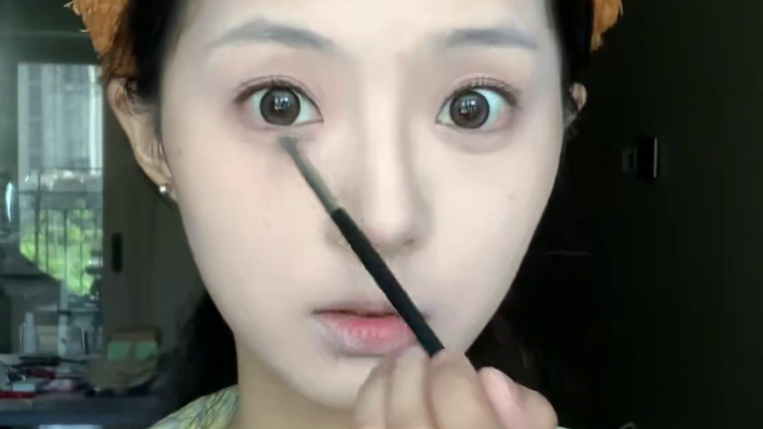 证件照怎么拍更好看？我悟了！！！#证件照#化妆分享#伪素颜妆#证件照怎样拍好看