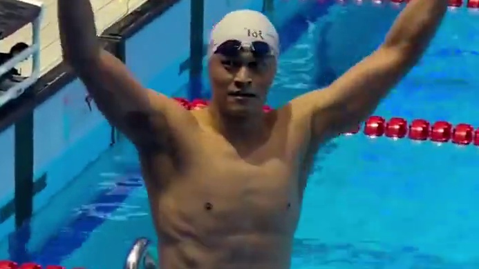 孙杨复出夺得首冠，全国400米自由泳冠军