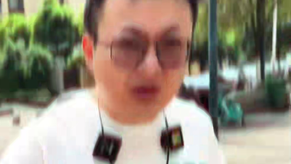 顶着这么高的温度，来吃这家水煮蛙，你们可以想象它得有多好吃，有团购也是超划算#水煮蛙 #发现城市好味