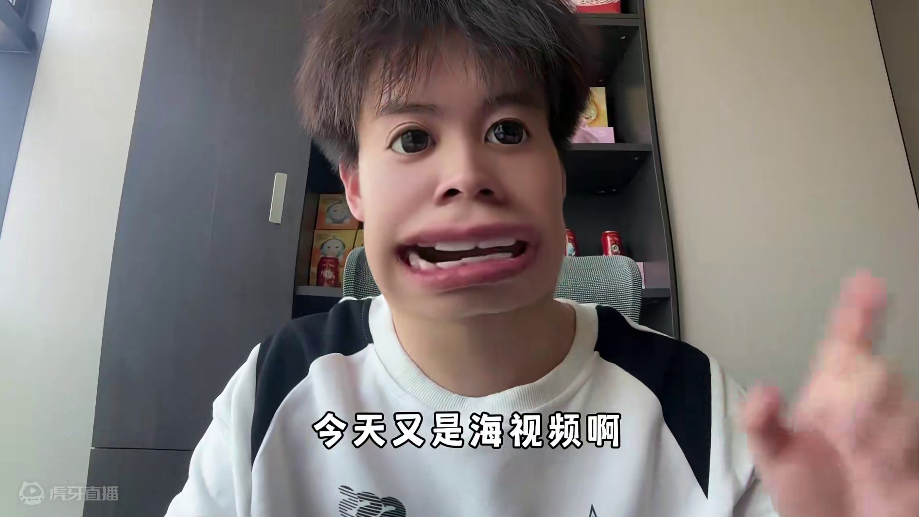 蛋仔派对：一年一次的毒评论，你们又开始打我女装主意了！ #蛋仔派对  #蛋仔派对创计划 #蛋仔小剧场