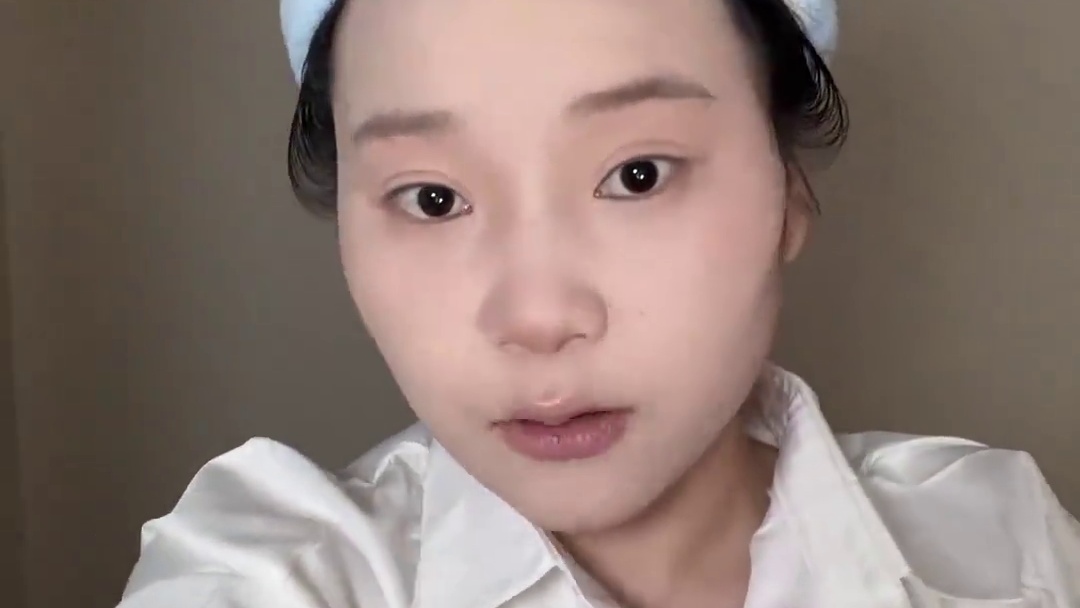 JK服不要压箱底了 夏日户外拍超有氛围感 随手一拍都好看#清补凉出装好city啊#拍照姿势 #jk拍