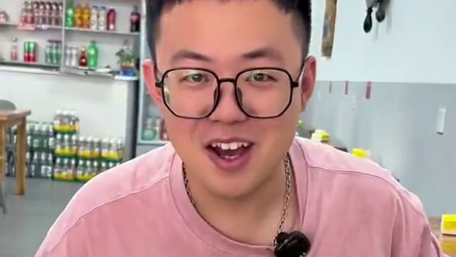 在他们家58就可以吃到这么一桌了。#同城美食 #便宜又好吃的主食推荐