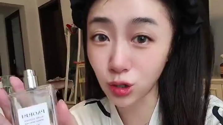 贵的平时不舍得用，便宜的可以拿去喷衣柜喷卧室，一点不带心疼的！#巨巨巨巨超值 #生活的仪式感是香水给